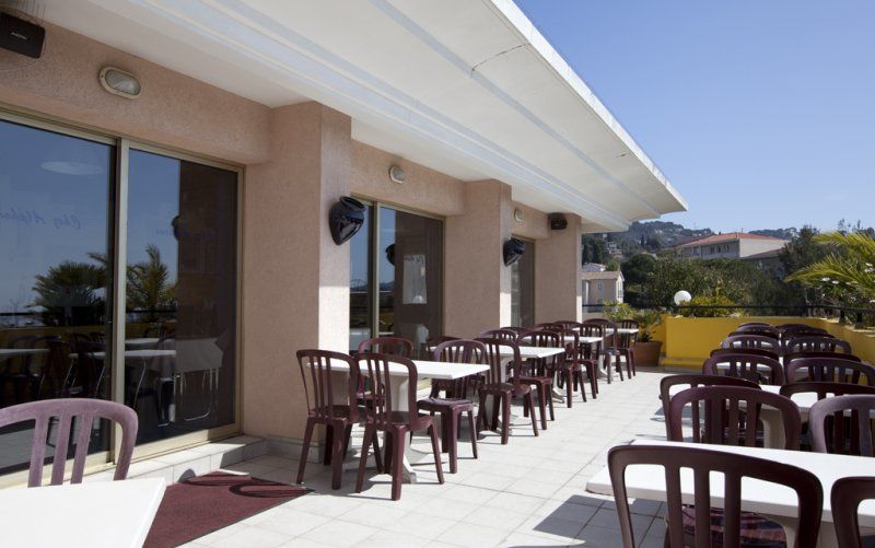 Hotel Adonis Cannes - Thomas
